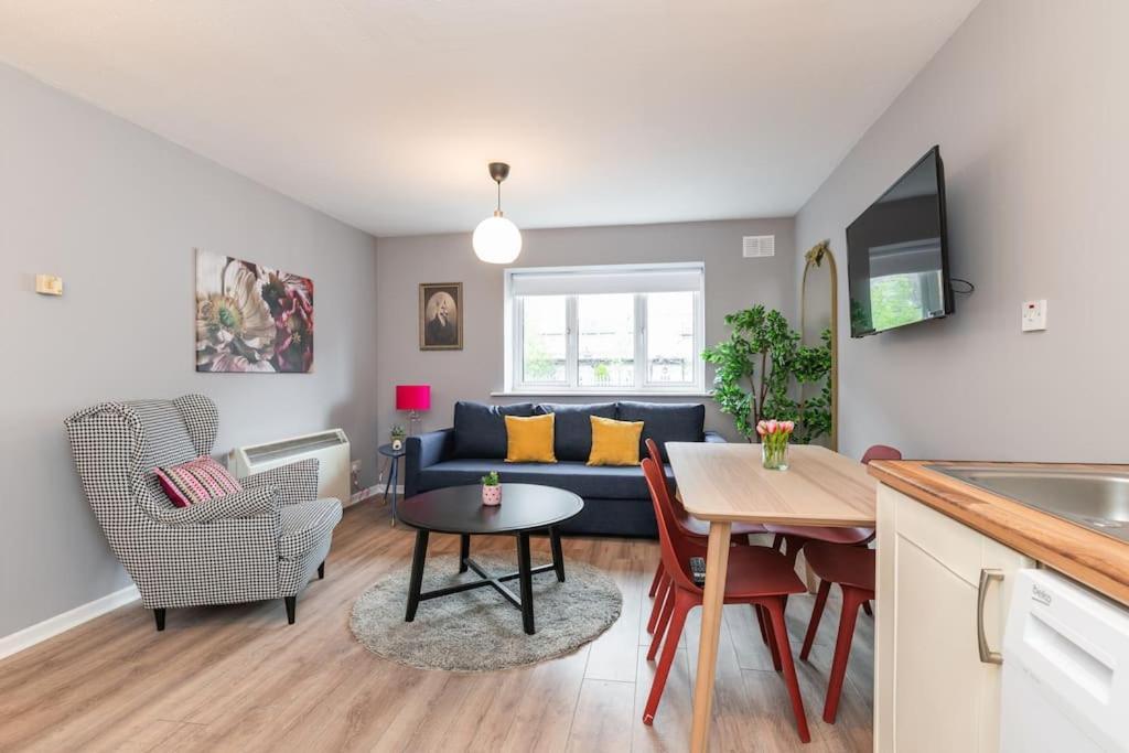 Fully Refurb Drogheda Apartment3 1St Floor Dış mekan fotoğraf